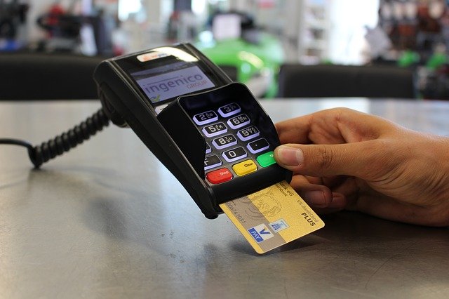 I vantaggi dei pagamenti digitali per l’economia del Paese